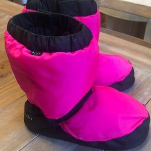 Bloch size M dance warm up booties